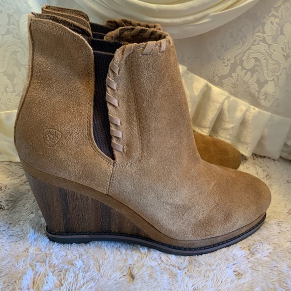 ARIAT - Picture 5 of 16